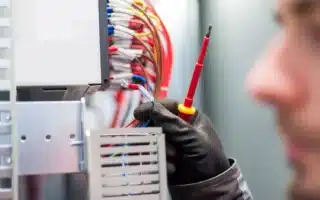 كهربائي منازل في الفجيرة   ⚡🏠0509062104